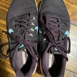 Women’s Nike Metcon 4